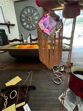 KENDRA SCOTT Rose Gold Fringe Pendant Necklace with Iridescent Crystal